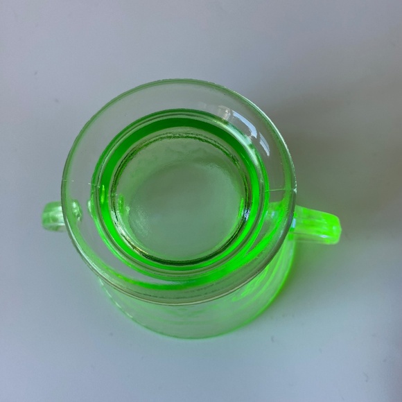 Vintage Uranium Glass Sugar Bowl: Spode Pattern, Glowing Depression Glass - Picture 2 of 10